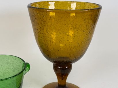BIOT, in the taste of.
Large glass and ice...