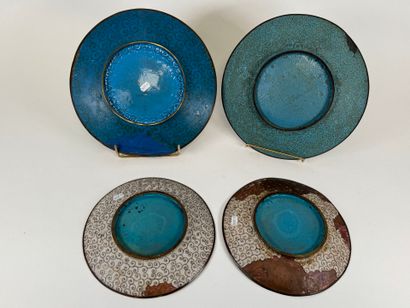 JAPAN, circa 1900.
Four circular dishes in...