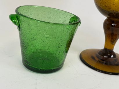 BIOT, in the taste of.
Large glass and ice...