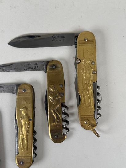 Set of 4 brass and steel pocket knives decorated...