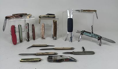 Set of 23 knives, some advertising DUBONNET,...