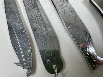 Collection of 6 folding metal pocket knives,...