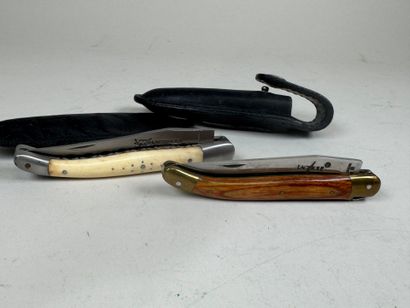 LAGUIOLE.
Two folding knives in wood and...