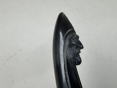 COGNET cutlery.
Folding knife carved with...
