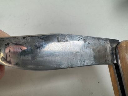 Collection of six folding knives in wood...
