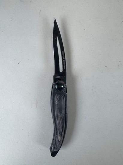 Set of 13 various pocket knives including...