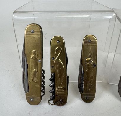 Set of 6 brass and steel pocket knives decorated...