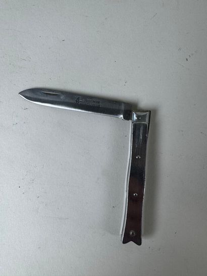Set of 13 various pocket knives including...