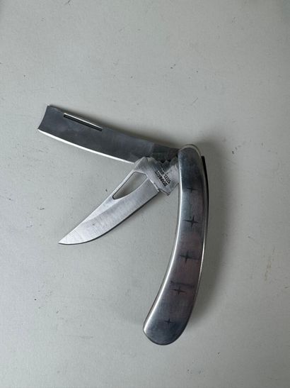 Set of 13 various pocket knives including...