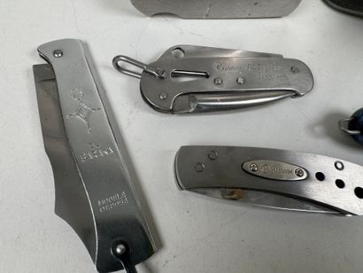 Collection of 6 folding metal and brass pocket...