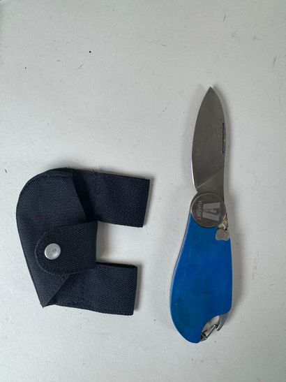Set of 13 various pocket knives including...