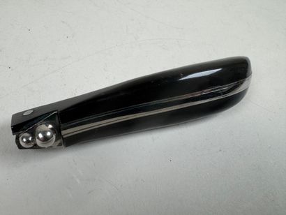 YAN PENNOR'S.
LAGUIOLE.
Folding knife in...