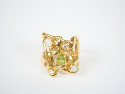 Important freeform ring in openwork 18K yellow...