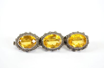 Silver barrette brooch decorated with stylized...