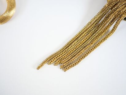 Costume jewelry set including: 
- Christian...