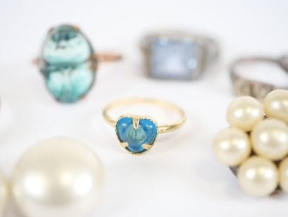 Costume jewelry set including: two pairs...