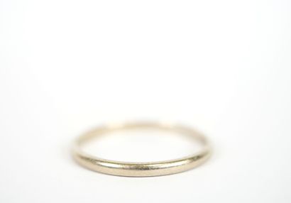 Wedding band in 18K white gold, engraved...