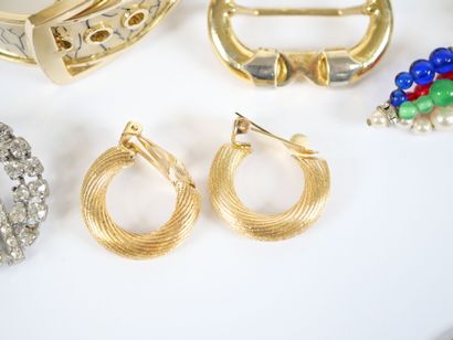 Costume jewelry set including: 
- Christian...