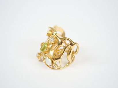 Important freeform ring in openwork 18K yellow...
