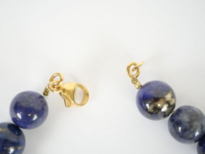 Large sautoir necklace with lapis lazuli...
