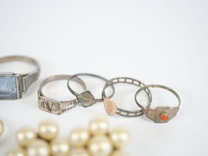 Costume jewelry set including: two pairs...