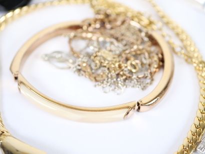 Set of costume jewelry including bracelets,...