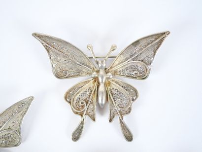 Set of three butterfly brooches in filigree...