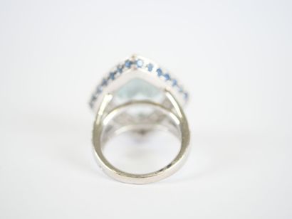 MAUBOUSSIN.
Important ring in 18K white gold,...