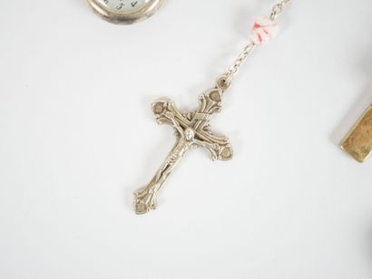 Costume jewelry set including: cross-pendant,...