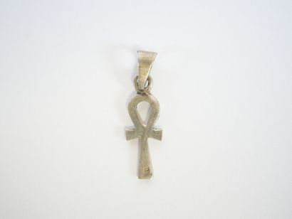 Silver barrette brooch centered with a pearl.
Gross...
