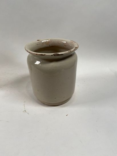 Espagne, CATALOGNE, XVIIIe.
Lot de deux pots...
