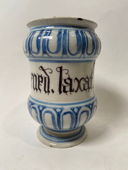 ITALIE, NOVE, XVIIIe.
Paire d'albarelli à...