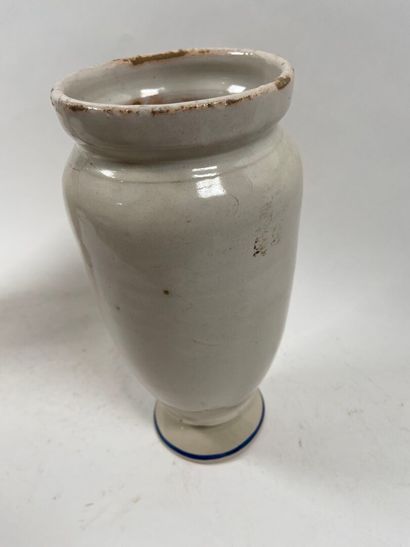 ESPAGNE, BARCELONE, XIXe.
Lot de deux pots...