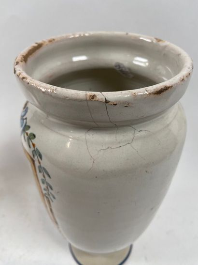 ESPAGNE, BARCELONE, XIXe.
Lot de deux pots...
