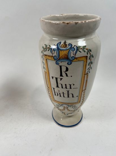ESPAGNE, BARCELONE, XIXe.
Lot de deux pots...