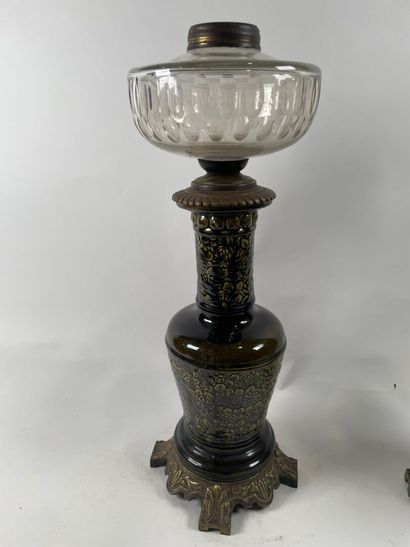 LONGWY, XIXe.
Paire de lampes à décor en...