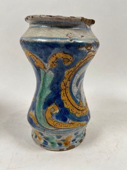 SICILE, CALTAGIRONE, XVIIIe.
Albarello en...