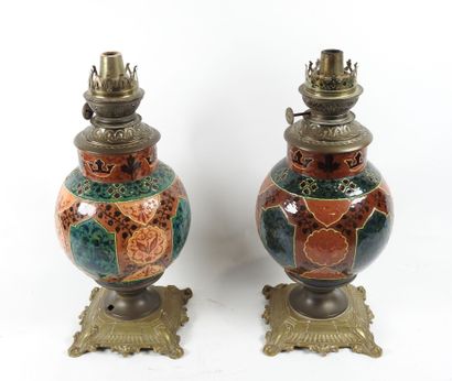 BORDEAUX, Jules VIEILLARD.
Paire de lampes...