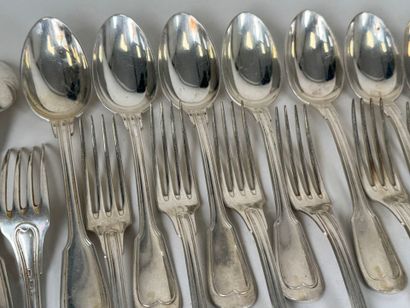 AU BON MARCHE.
Part of a silver-plated menagère,...