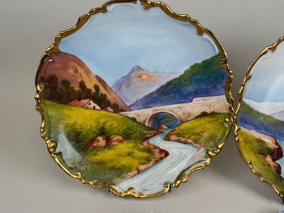 S.C.D in Limoges.
Pair of polychrome and...
