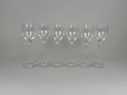 Set of 6 crystal glasses.
H. 22.5 cm.