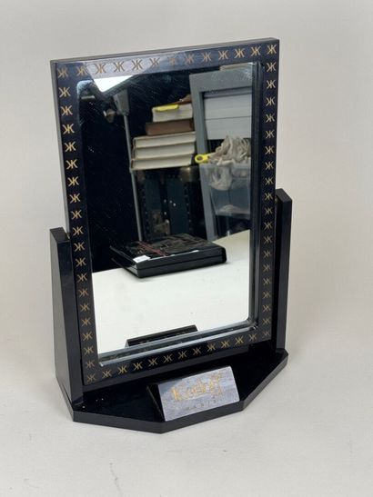KORLOFF, Paris.
Advertising table mirror...