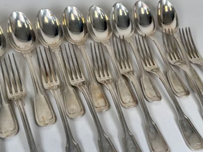 AU BON MARCHE.
Part of a silver-plated menagère,...