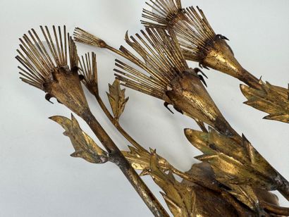 Grande applique en métal doré en forme de...