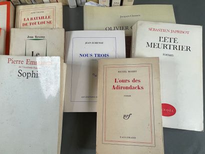 [Envoi] approx. 39 volumes with dispatch...