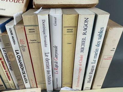 [Envoi] approx. 39 volumes with dispatch...