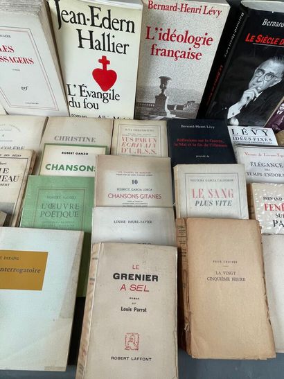 [Envoi] approx. 31 volumes with dispatches,...