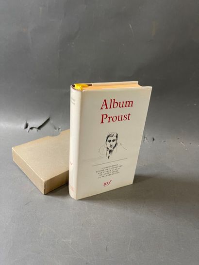 [Pléiade] Proust album. 
Minor damage to...