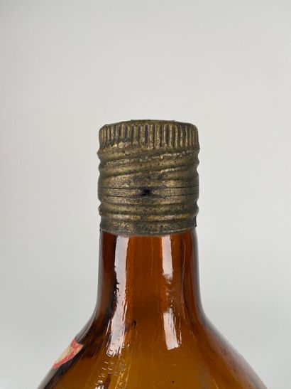 RHUM.
J. Bally.
Plantation Lajus du Carbet.
1929....