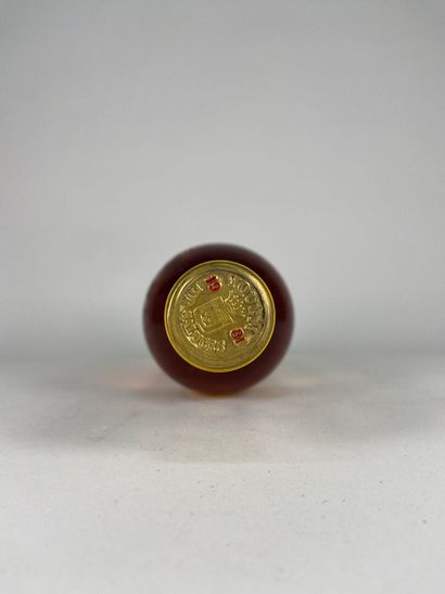 SAUTERNES. 1er CCS.
Château d'Yquem.
1981....